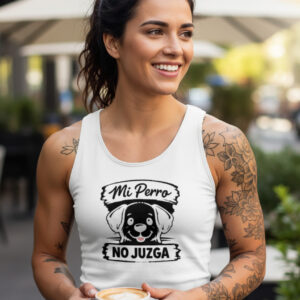 Camiseta de tirantes “Mi perro no juzga”